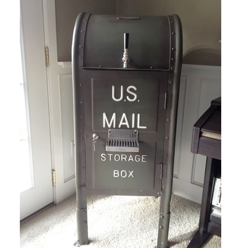 Mailbox kegerator